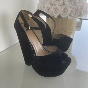 Zara Wedges